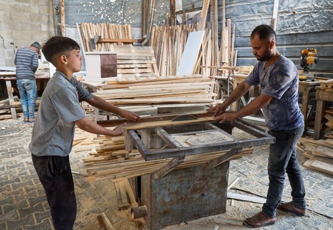 Wood you believe it ... beds in Gaza made from discarded pallets