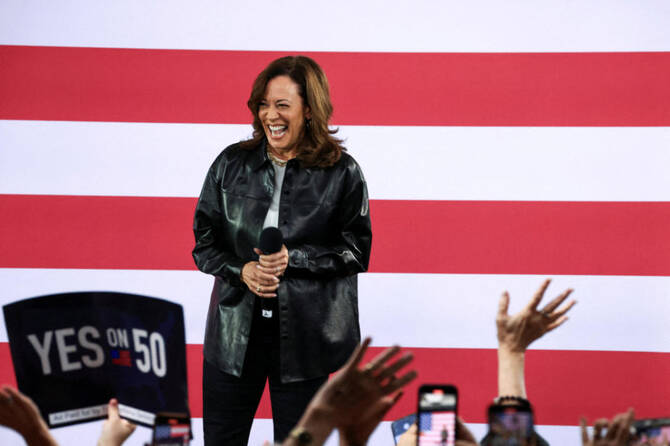 Facing intense internal pressure, DNC releases postelection autopsy that criticizes Kamala Harris