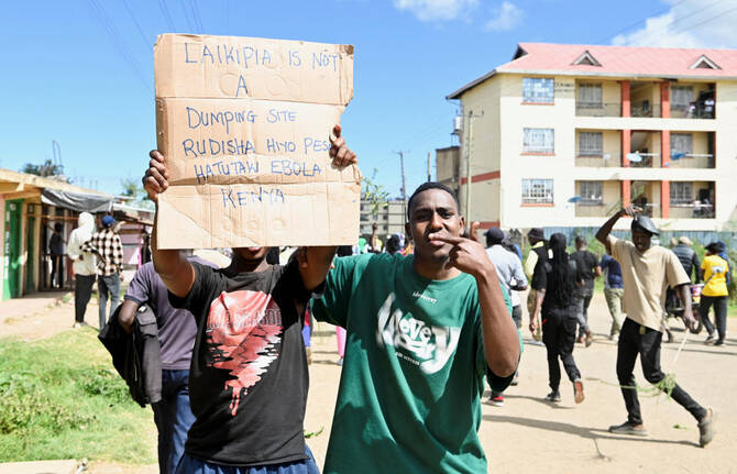 Two people killed in Kenya protest against US Ebola quarantine site plan