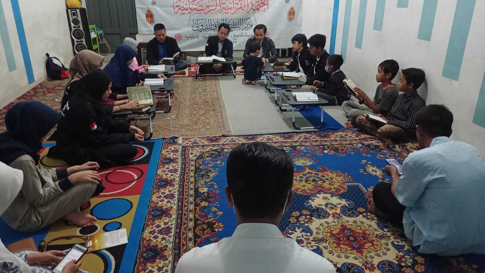 Alquran adalah sesuatu yang sama, musytarak antar mazhab-mazhab Islam